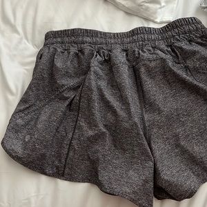 Lululemon size 16 track that 5” shorts